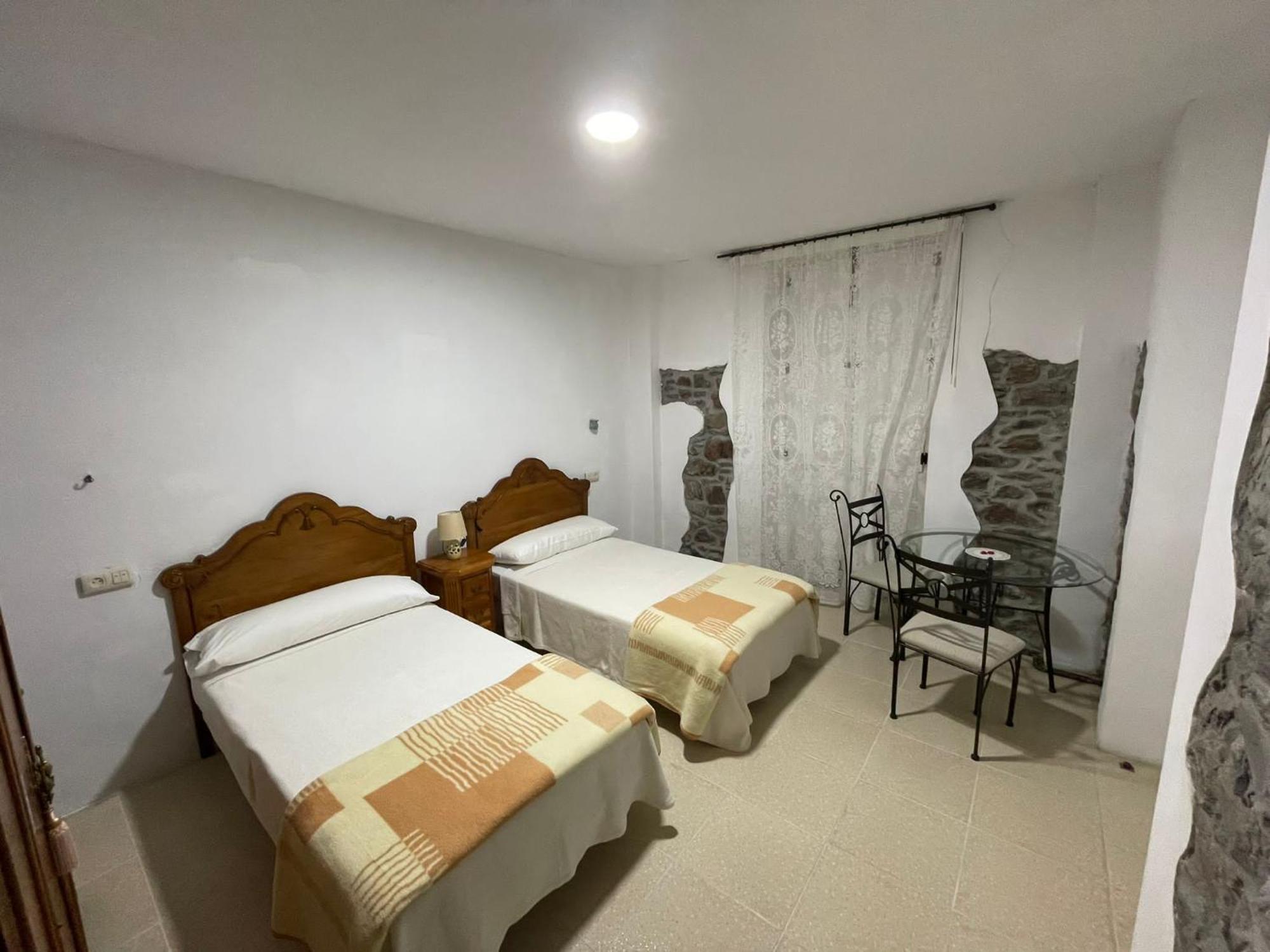 Hotel El Nuevo Semellon Aceptamos Mascotas Tineo Esterno foto